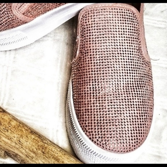 GUESS Pink Bedazzled Slip Ons! 💖 - Picture 3 of 7